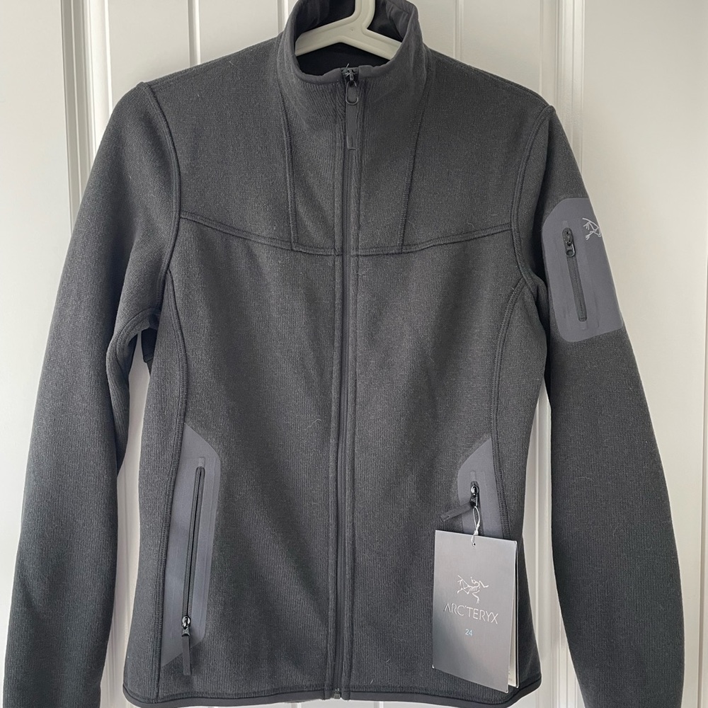 arcteryx women's covert cardigan jacket brand new S